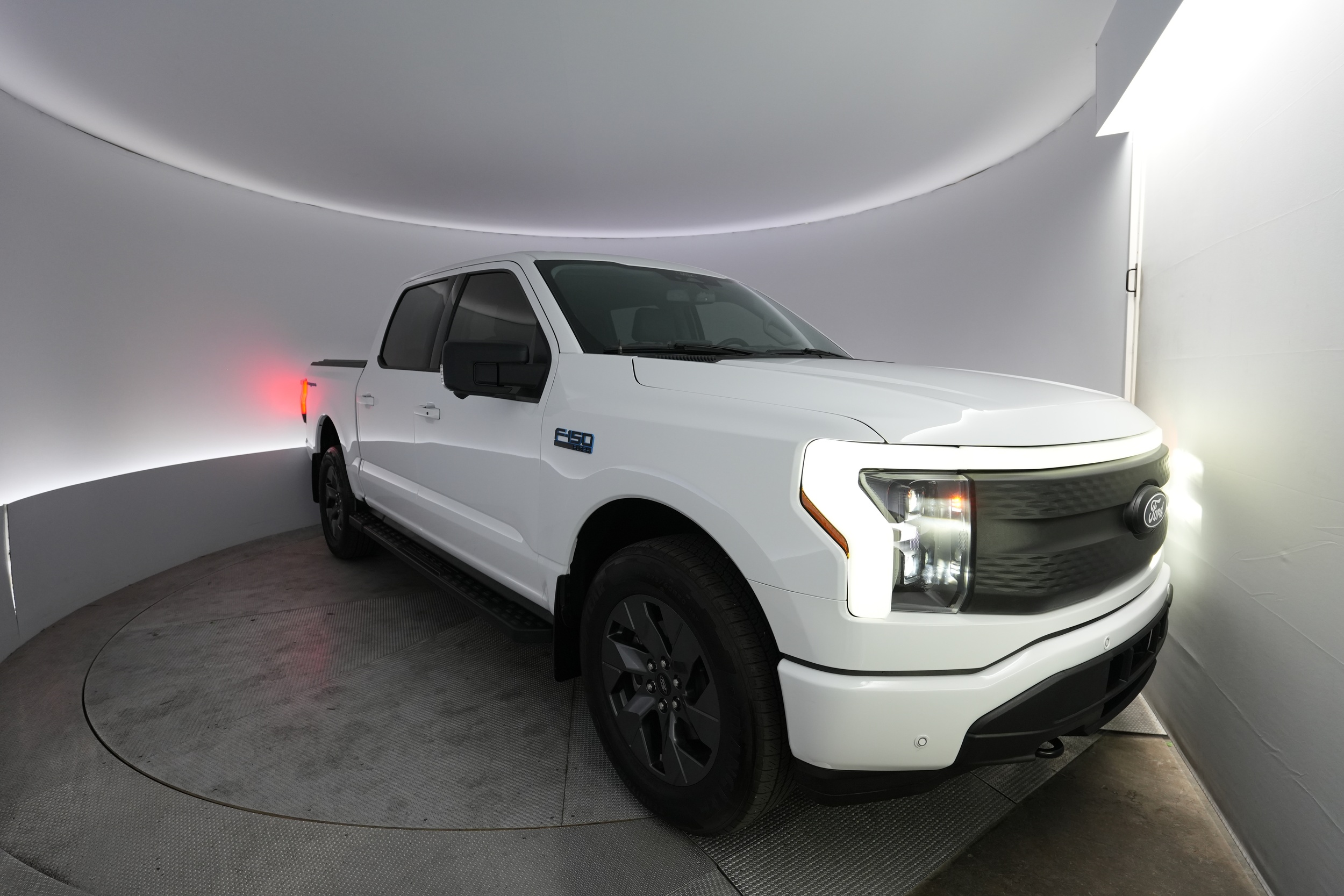 2025 Ford F-150 Lightning