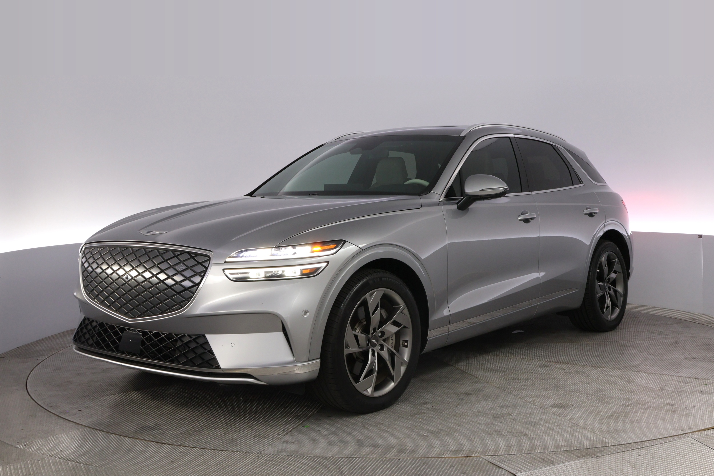 2024 Genesis Electrified GV70
