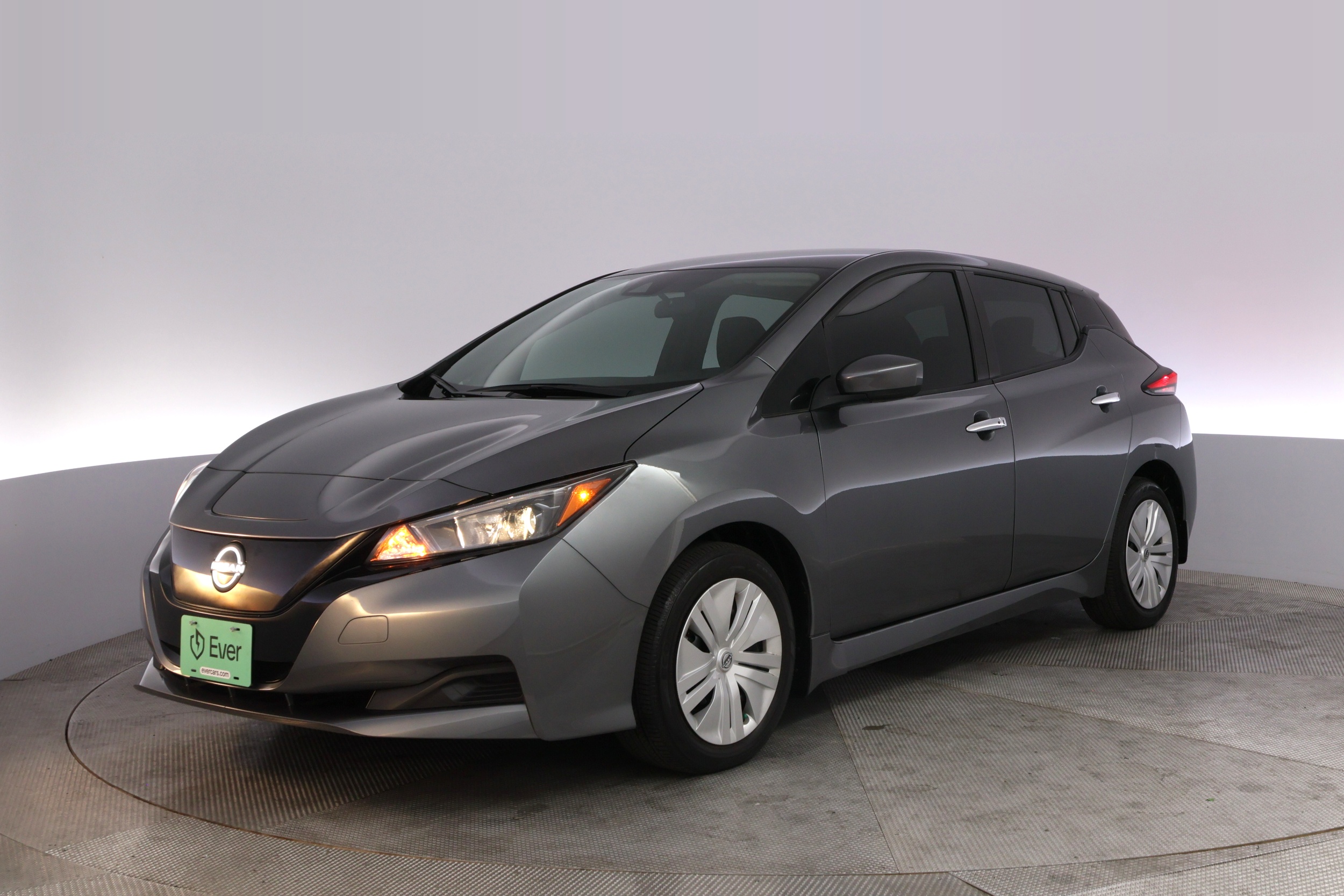 2025 Nissan LEAF