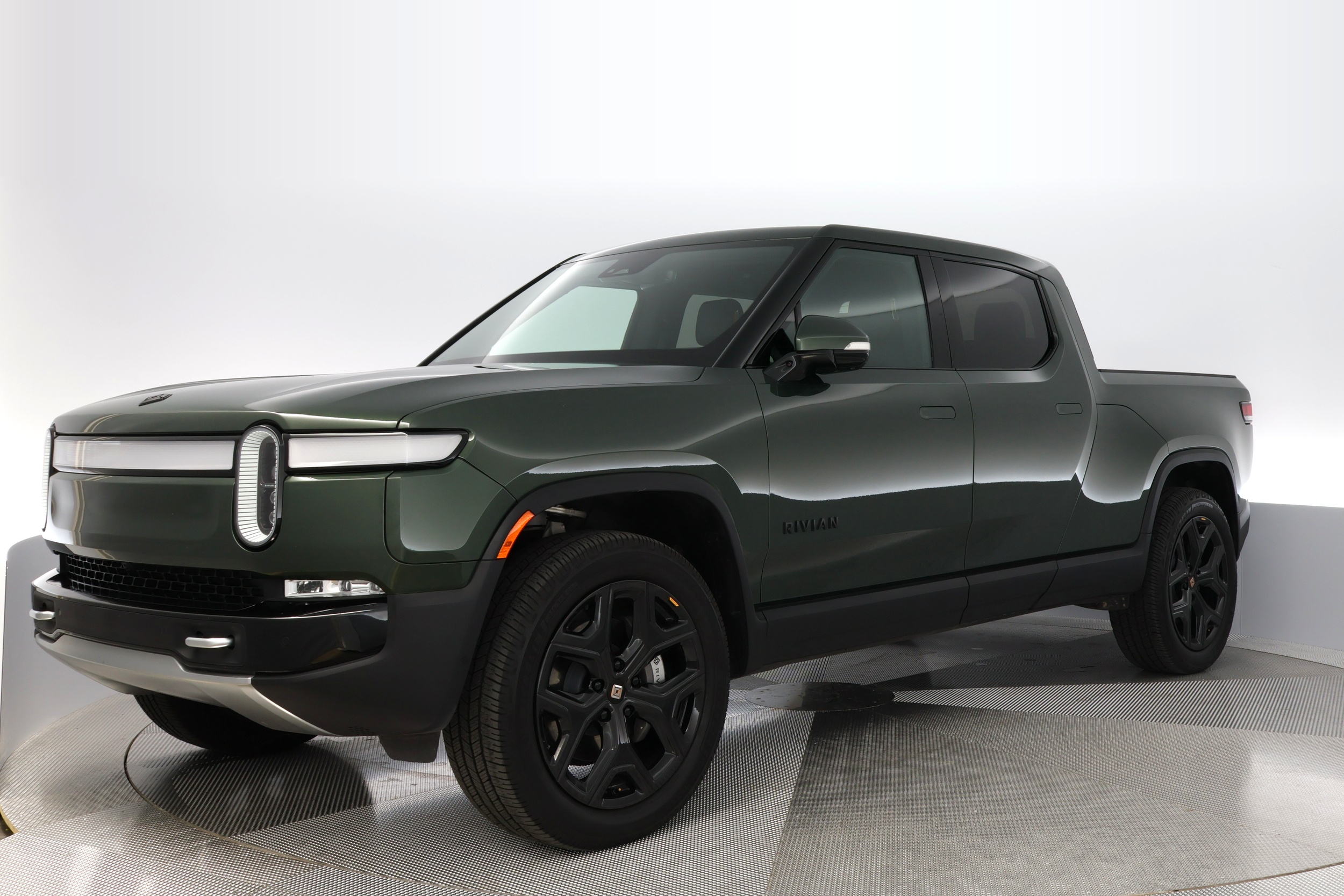 2023 Rivian R1T