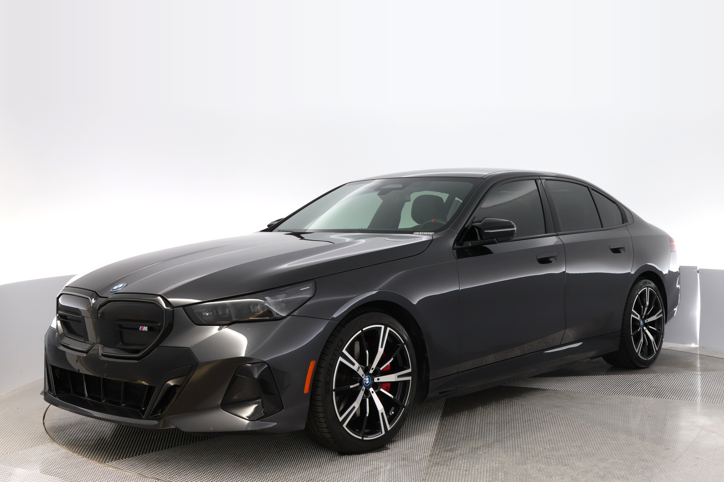 2024 BMW i5