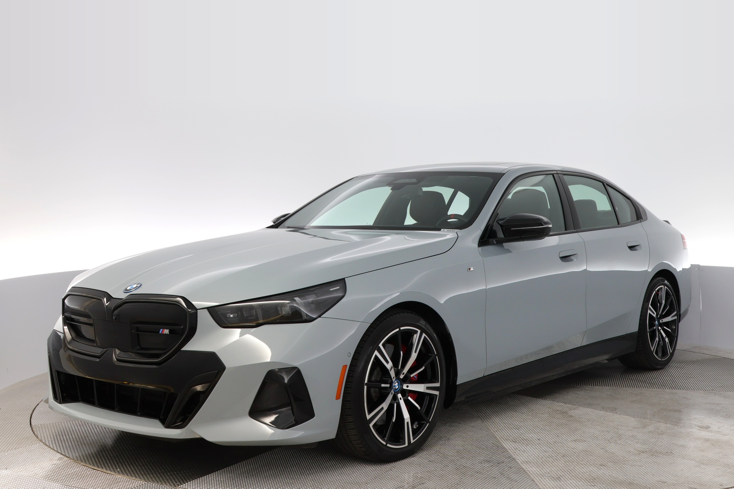 2024 BMW i5