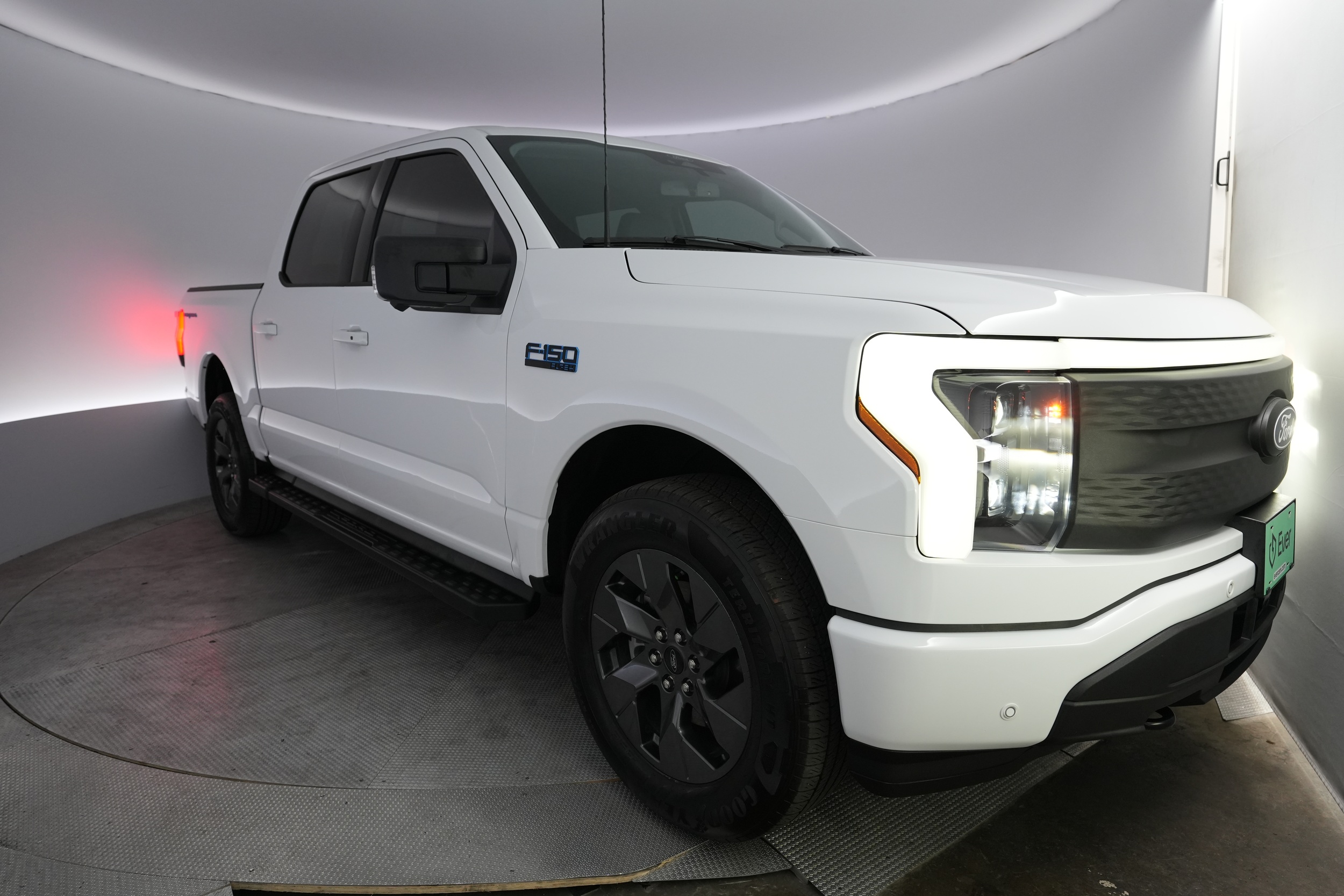 2025 Ford F-150 Lightning