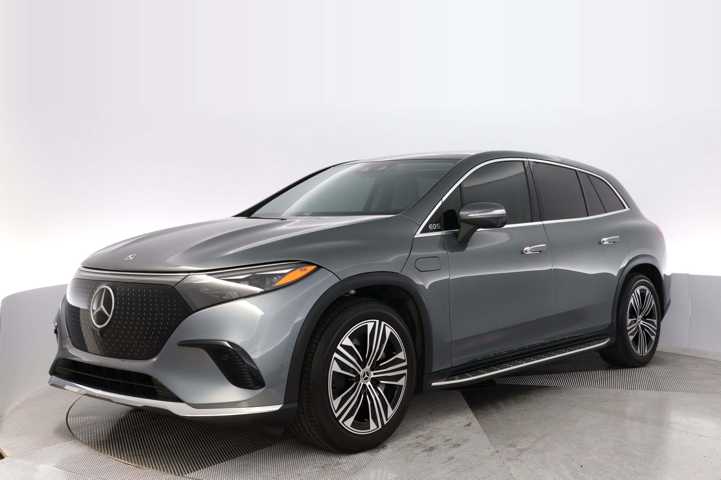 2023 Mercedes-Benz EQS SUV