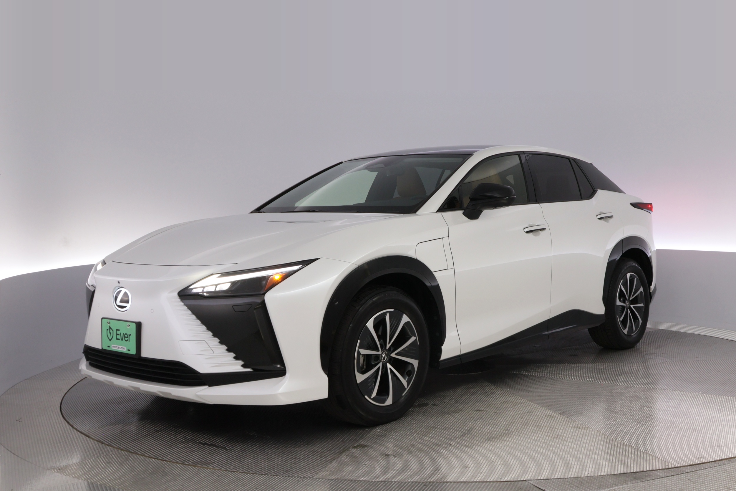 2023 Lexus RZ
