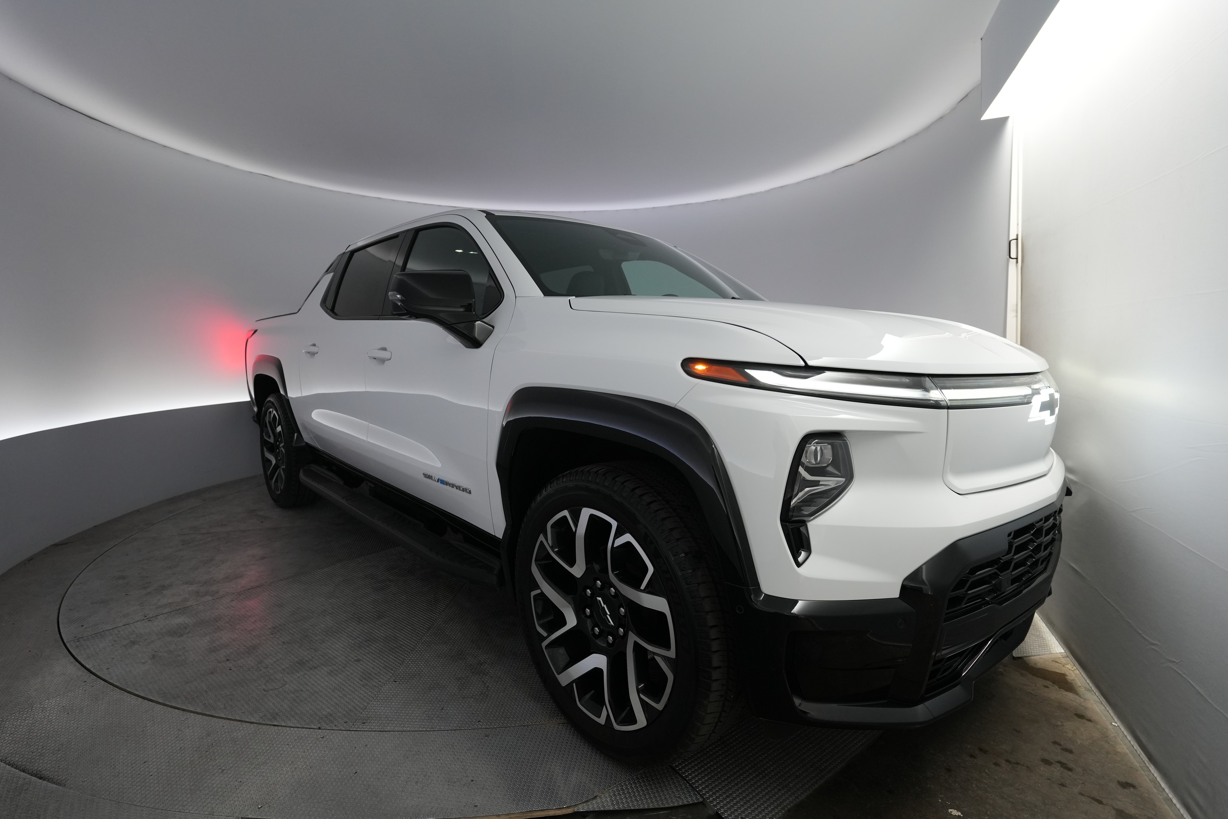 2024 Chevrolet Silverado EV