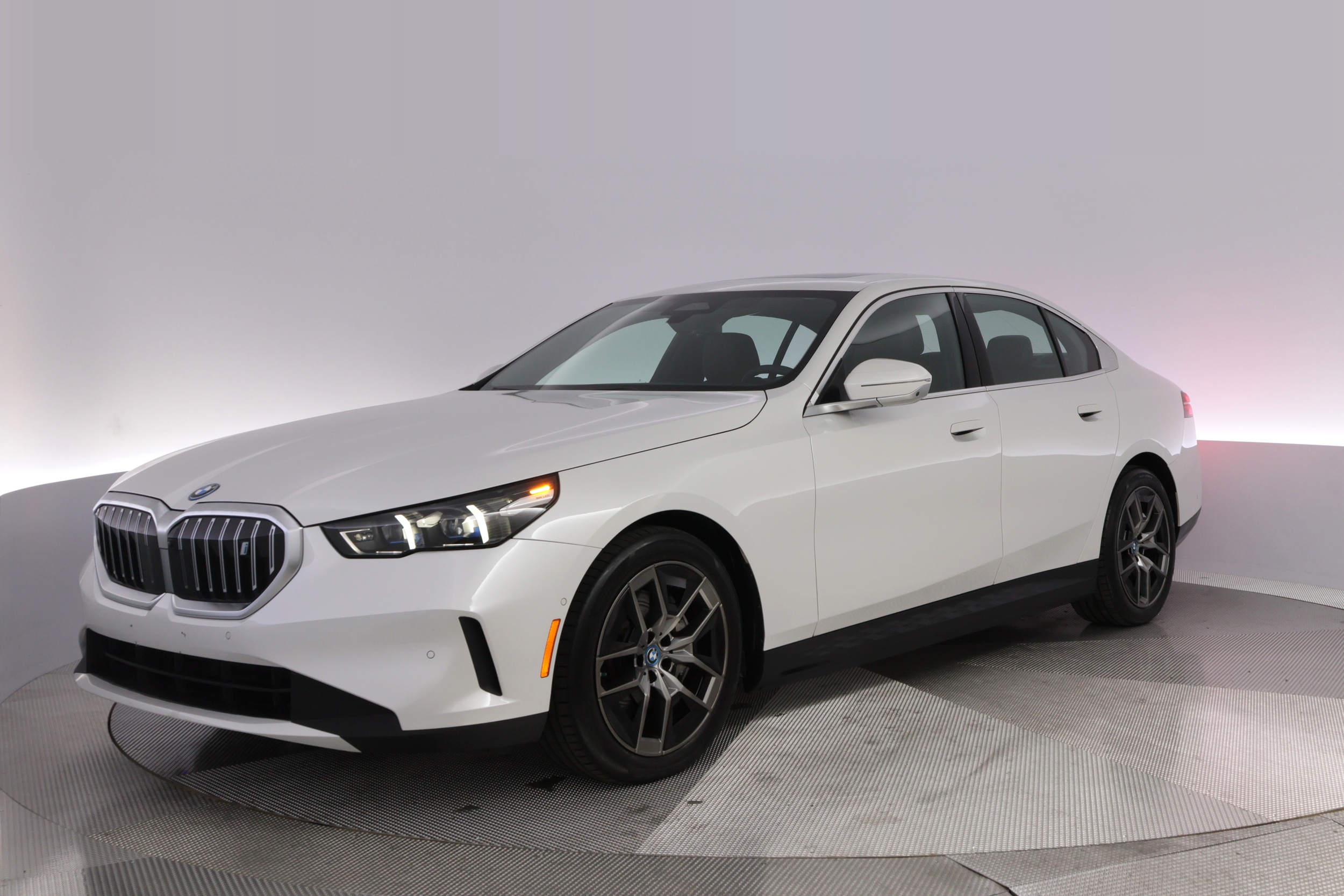 2025 BMW i5