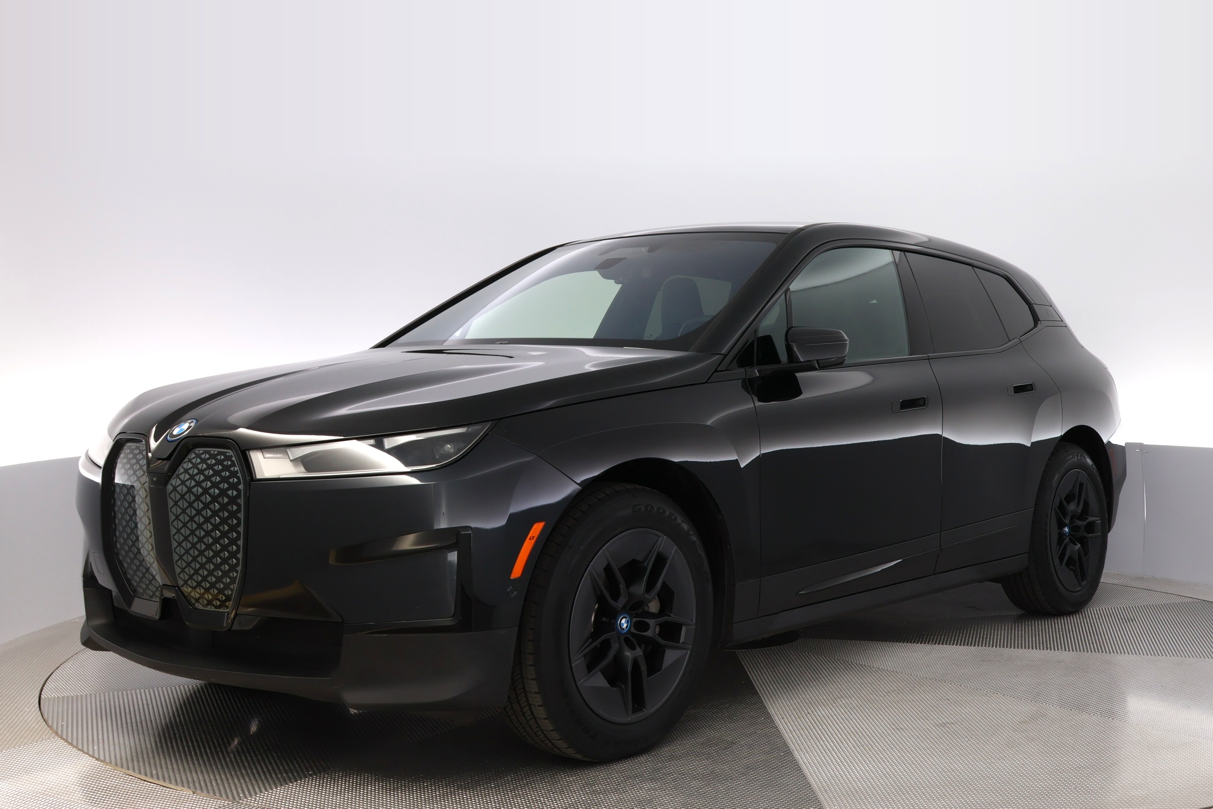 2024 BMW iX
