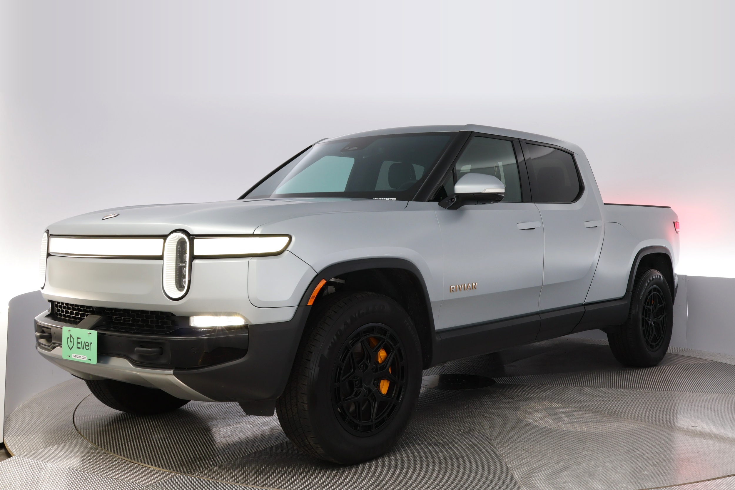 2022 Rivian R1T